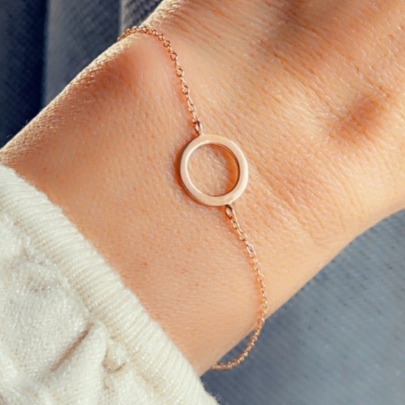 Rose Gold Dainty Round Bracelet - Picture 7 of 11